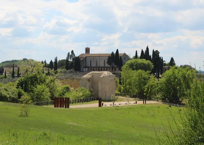 Ginestra Apartament *